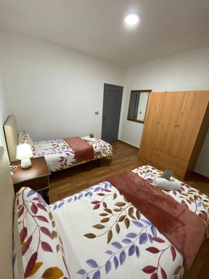 Vivienda Uso Turistico El Muro Apartment *